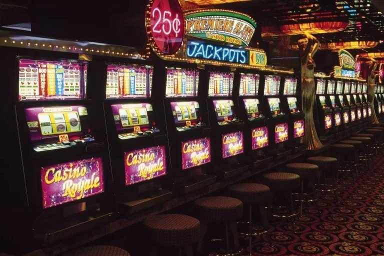 11jili slot game page displayed on a Philippine mobile device browser